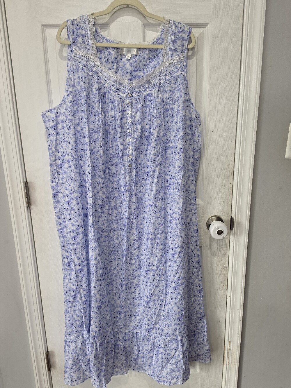 Eileen West floral sweetheart neck nightgown Size 3X